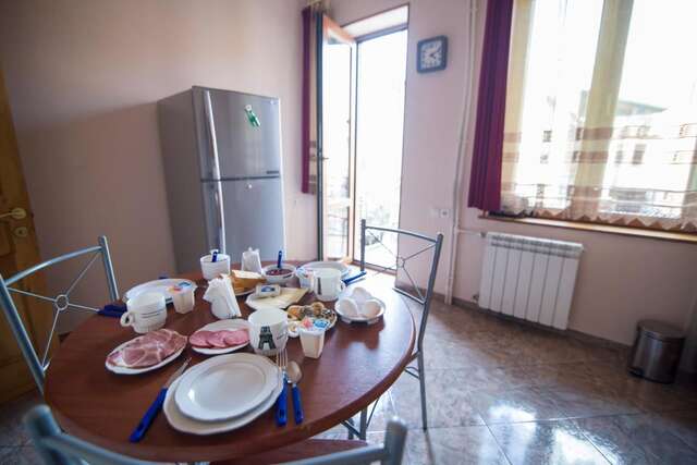 Гостевой дом G&G House Тбилиси-12